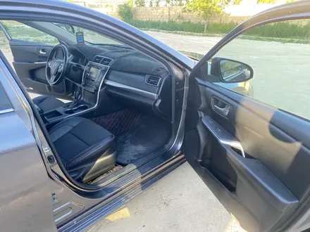 Toyota Camry 2015 года за 8 000 000 тг. в Бейнеу – фото 8