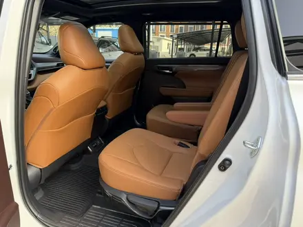 Toyota Highlander 2021 года за 24 000 000 тг. в Алматы – фото 20