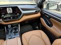 Toyota Highlander 2021 года за 24 000 000 тг. в Алматы – фото 12
