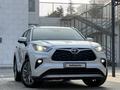 Toyota Highlander 2021 года за 24 000 000 тг. в Алматы – фото 4