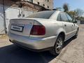 Audi A4 1995 года за 2 600 000 тг. в Шымкент – фото 3