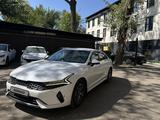 Kia K5 2022 года за 9 200 000 тг. в Алматы