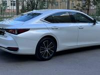 Lexus ES 250 2023 годаүшін26 000 000 тг. в Астана