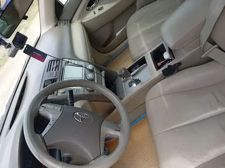 Toyota Camry 2011 года за 5 500 000 тг. в Атырау – фото 13