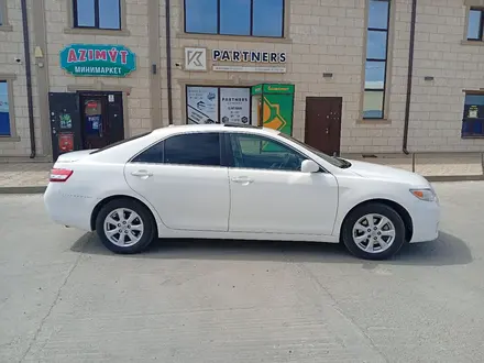 Toyota Camry 2011 года за 5 500 000 тг. в Атырау – фото 4