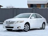 Toyota Camry 2011 года за 5 800 000 тг. в Актобе – фото 2