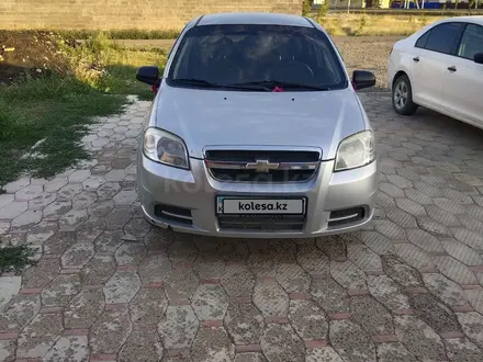 Chevrolet Aveo 2011 года за 2 900 000 тг. в Уральск – фото 2