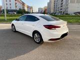 Hyundai Elantra 2019 года за 9 200 000 тг. в Шымкент – фото 4