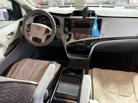 Toyota Sienna 2014 года за 11 500 000 тг. в Алматы – фото 12