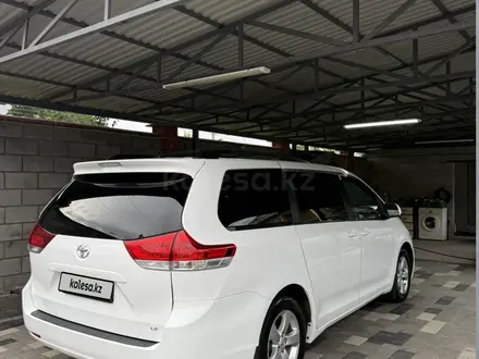 Toyota Sienna 2014 года за 11 500 000 тг. в Алматы – фото 7