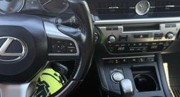 Lexus ES 250 2017 года за 13 500 000 тг. в Атырау – фото 3