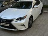 Lexus ES 250 2017 года за 13 500 000 тг. в Атырау