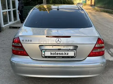 Mercedes-Benz E 320 2003 года за 6 900 000 тг. в Актобе – фото 6