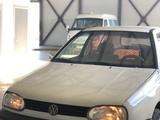 Volkswagen Golf 1995 годаүшін1 250 000 тг. в Уральск