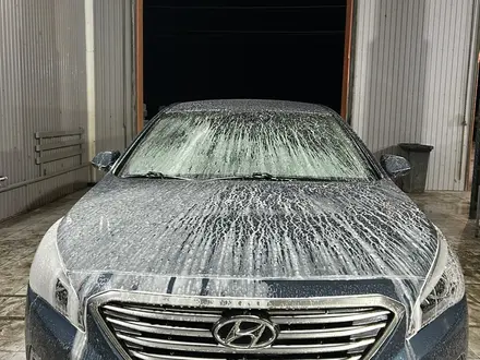 Hyundai Sonata 2015 года за 4 350 000 тг. в Атырау – фото 35