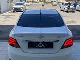 Hyundai Solaris 2014 года за 5 700 000 тг. в Шымкент – фото 4