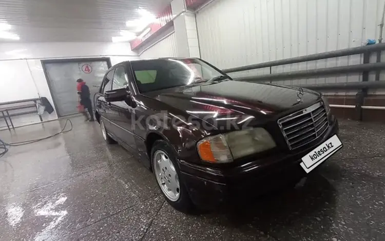 Mercedes-Benz C 180 1994 года за 1 900 000 тг. в Усть-Каменогорск