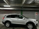 Chevrolet Captiva 2018 годаүшін11 700 000 тг. в Усть-Каменогорск – фото 4