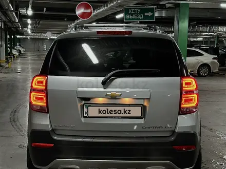 Chevrolet Captiva 2018 года за 11 700 000 тг. в Усть-Каменогорск – фото 5