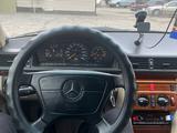 Mercedes-Benz E 220 1995 годаүшін2 400 000 тг. в Талдыкорган – фото 5