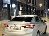 Hyundai Accent 2019 года за 7 000 000 тг. в Атырау – фото 3