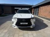 Lexus LX 570 2019 года за 45 000 000 тг. в Тараз