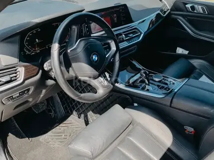 BMW X5 2020 года за 38 000 000 тг. в Актобе – фото 3