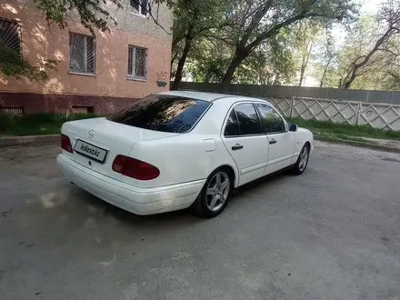 Mercedes-Benz E 280 1996 года за 2 700 000 тг. в Тараз – фото 6