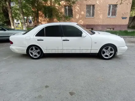 Mercedes-Benz E 280 1996 года за 2 700 000 тг. в Тараз – фото 7