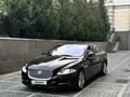 Jaguar XJ 2014 годаfor13 500 000 тг. в Алматы