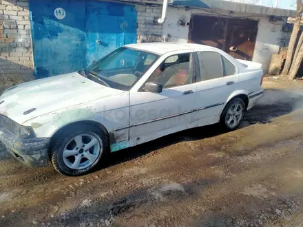 BMW 318 1992 года за 800 000 тг. в Актобе