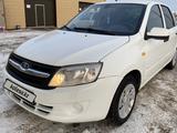 ВАЗ (Lada) Granta 2190 2013 годаүшін2 100 000 тг. в Уральск