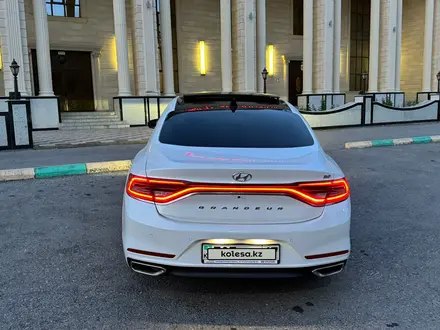 Hyundai Grandeur 2018 года за 14 500 000 тг. в Шымкент – фото 3