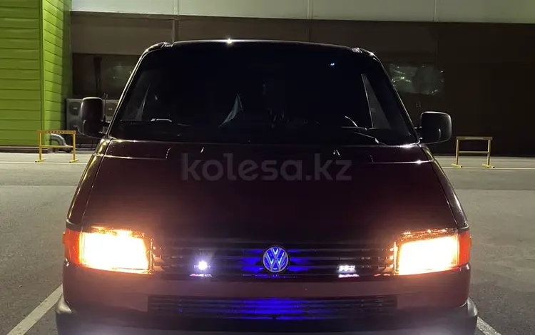 Volkswagen Transporter 1995 годаfor2 450 000 тг. в Караганда