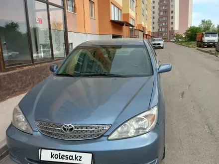 Toyota Camry 2002 года за 4 100 000 тг. в Астана – фото 2