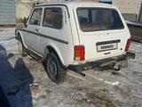 ВАЗ (Lada) Lada 2121 2000 года за 800 000 тг. в Караганда – фото 2