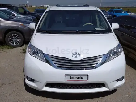 Toyota Sienna 2014 года за 6 500 000 тг. в Атырау – фото 7