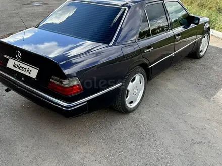 Mercedes-Benz E 200 1994 года за 1 700 000 тг. в Аксу – фото 6