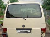 Volkswagen Transporter 1994 года за 1 850 000 тг. в Есик – фото 5