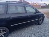 Toyota Avensis Verso 2002 года за 4 500 000 тг. в Экибастуз – фото 2