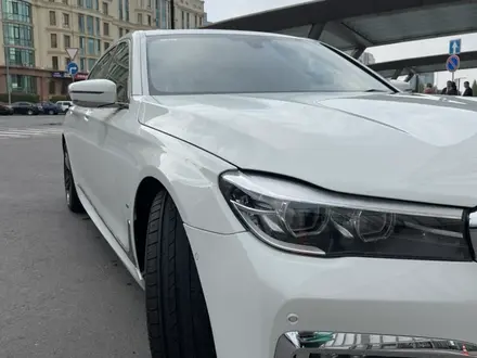 BMW 740 2017 года за 24 975 000 тг. в Астана – фото 3