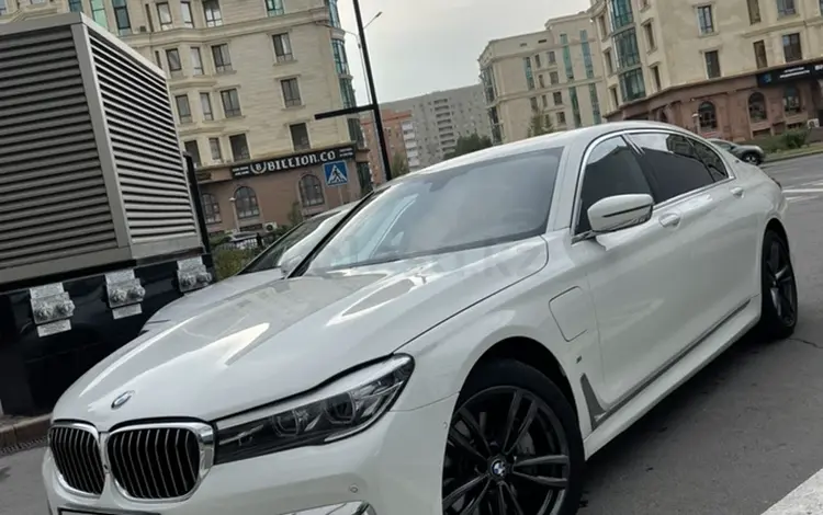 BMW 740 2017 годаүшін24 975 000 тг. в Астана