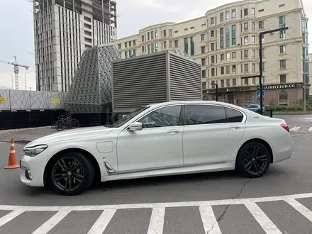 BMW 740 2017 года за 24 975 000 тг. в Астана – фото 8