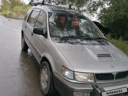 Mitsubishi Chariot 1996 года за 1 800 000 тг. в Глубокое – фото 2