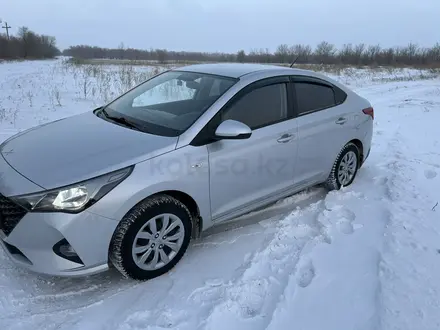 Hyundai Accent 2020 года за 7 150 000 тг. в Караганда – фото 5