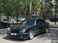 Mercedes-Benz E 240 1995 годаүшін2 400 000 тг. в Астана