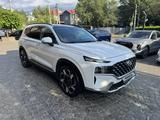Hyundai Santa Fe 2023 года за 16 800 000 тг. в Алматы