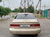 Toyota Camry 1999 года за 2 900 000 тг. в Шымкент – фото 3