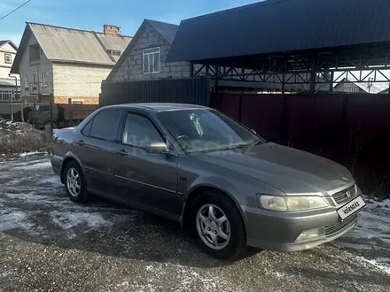 Honda Accord 1998 года за 2 400 000 тг. в Усть-Каменогорск – фото 2