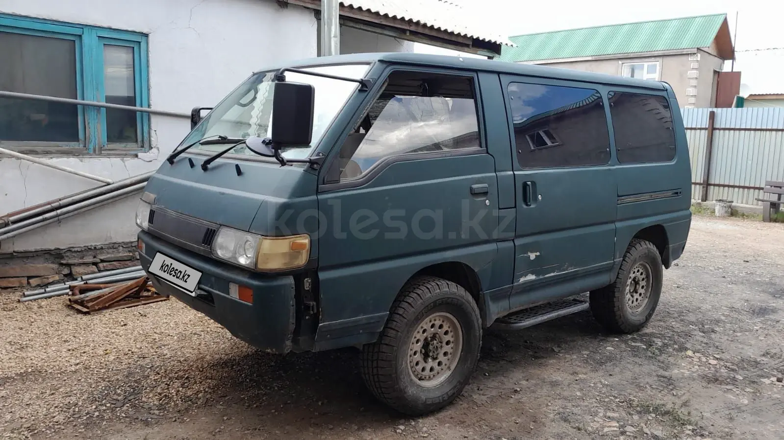 Mitsubishi Delica, 1992